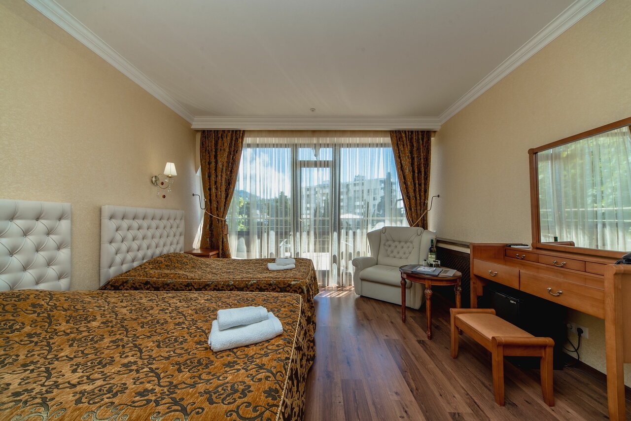 Гостиница Бульвар Ялта-248