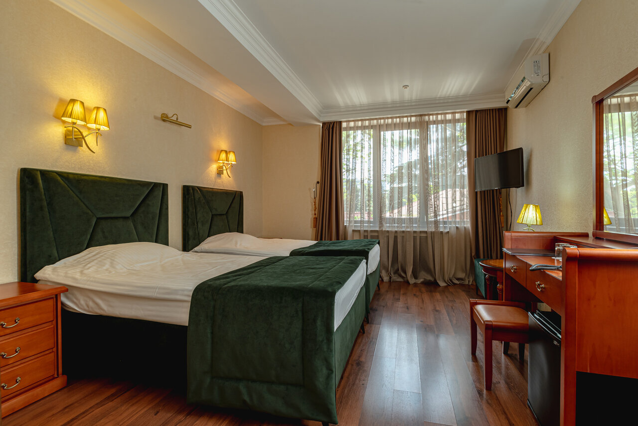 Гостиница Бульвар Ялта-55