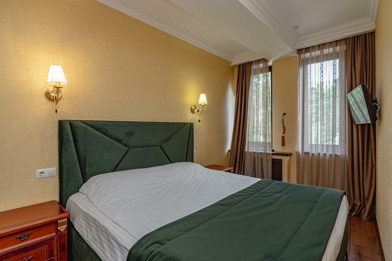 Гостиница Бульвар Ялта-156