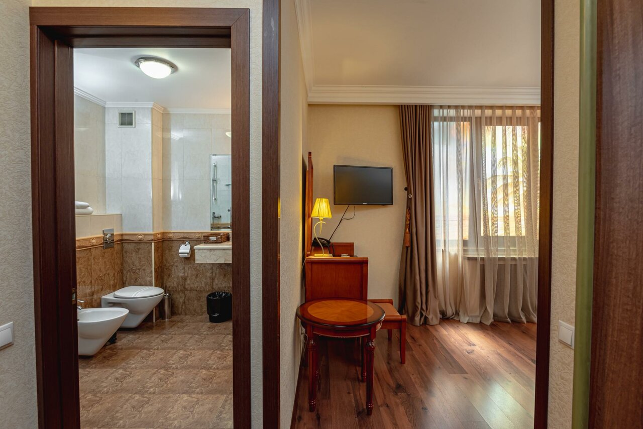 Гостиница Бульвар Ялта-129