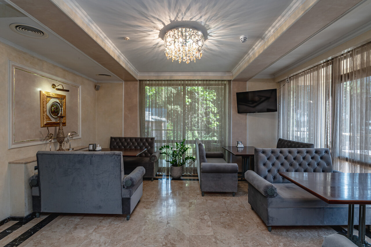 Гостиница Бульвар Ялта-70