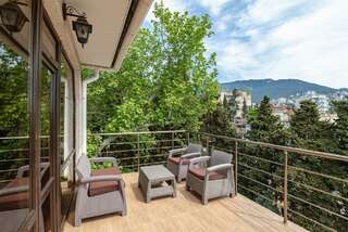 Гостиница Бульвар Ялта 3-местный 1-комнатный номер полулюкс-2