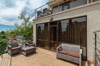 Гостиница Бульвар Ялта Люкс с террасой-13