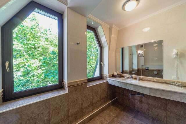 Гостиница Бульвар Ялта-200