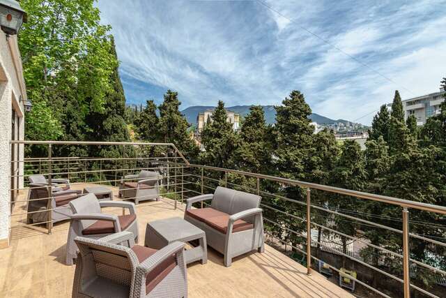 Гостиница Бульвар Ялта-111